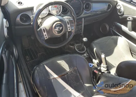 2004 Mini Cooper из США, поврежденный, VIN WMWRC33434TC55759